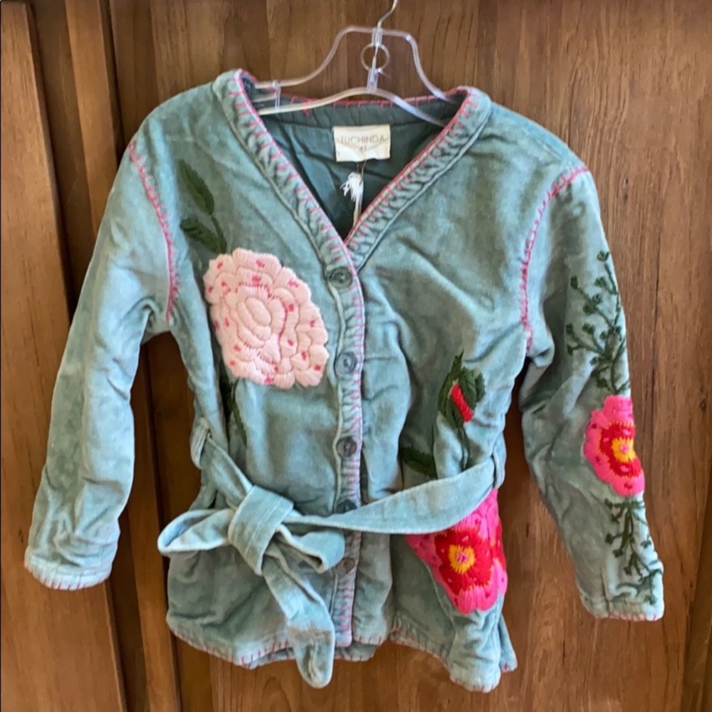 EUC Tuchinda exquisite embroidered cardigan/jacket
